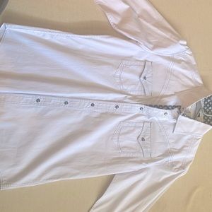 Long sleeve white collared dress shirt